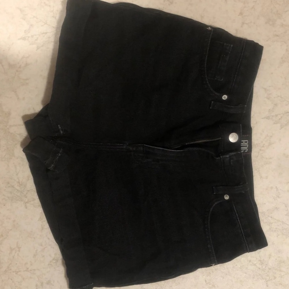 BDG High waisted mom shorts